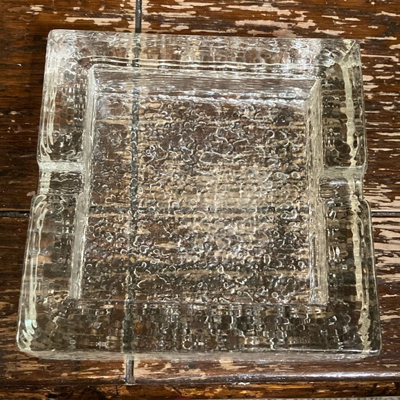 Vintage heavy beveled glass ashtray - Picture 1 of 6